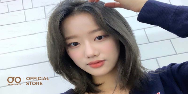 Điển hình của kiểu mặt dài