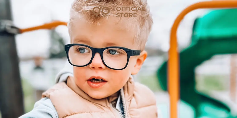 Chất liệu kim loại mảnh nhưng chắc chắn