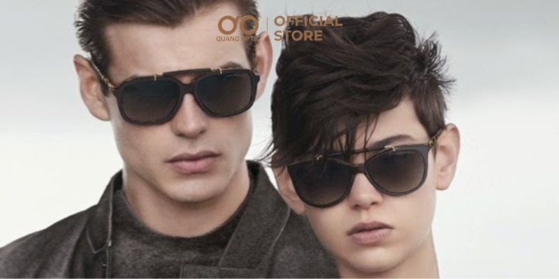 Gọng kính unisex dễ phối đồ